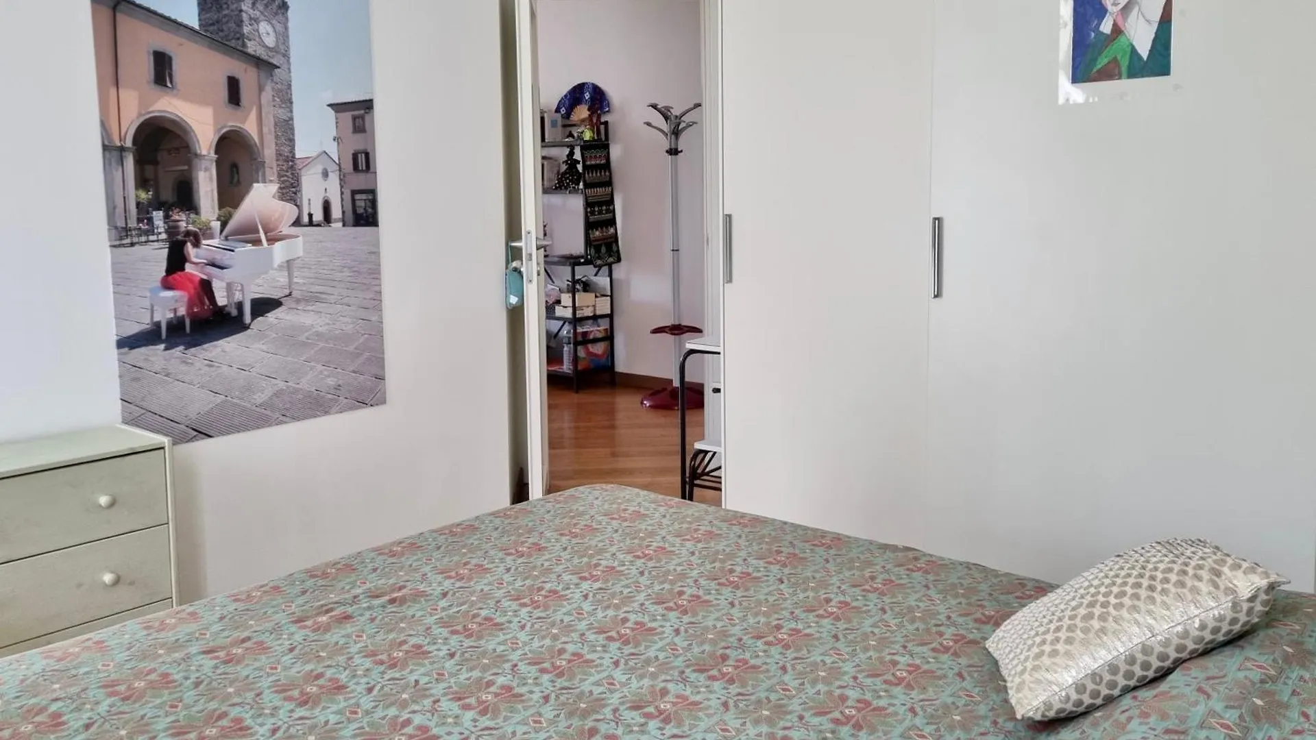 Blue Corner, Breezy Apartment Between The Sun And Sea Livorno Italy