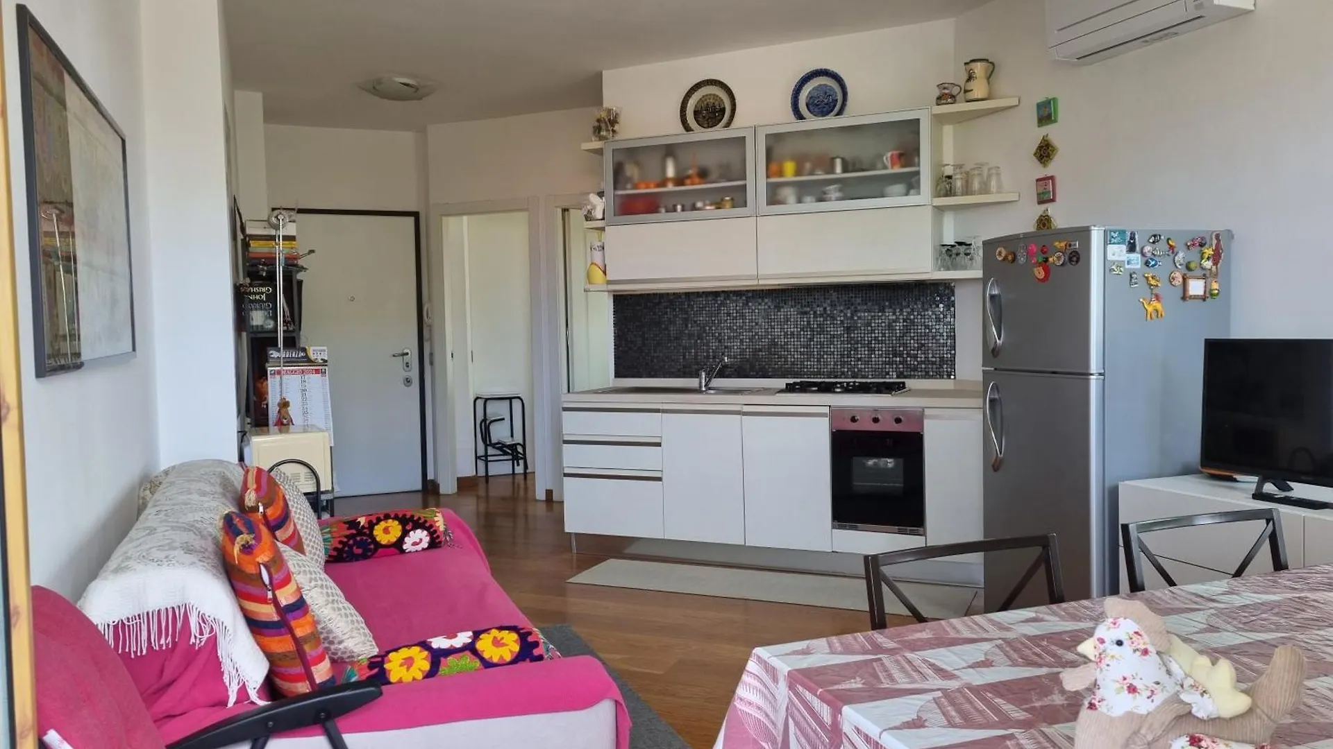 Blue Corner, Breezy Apartment Between The Sun And Sea Livorno