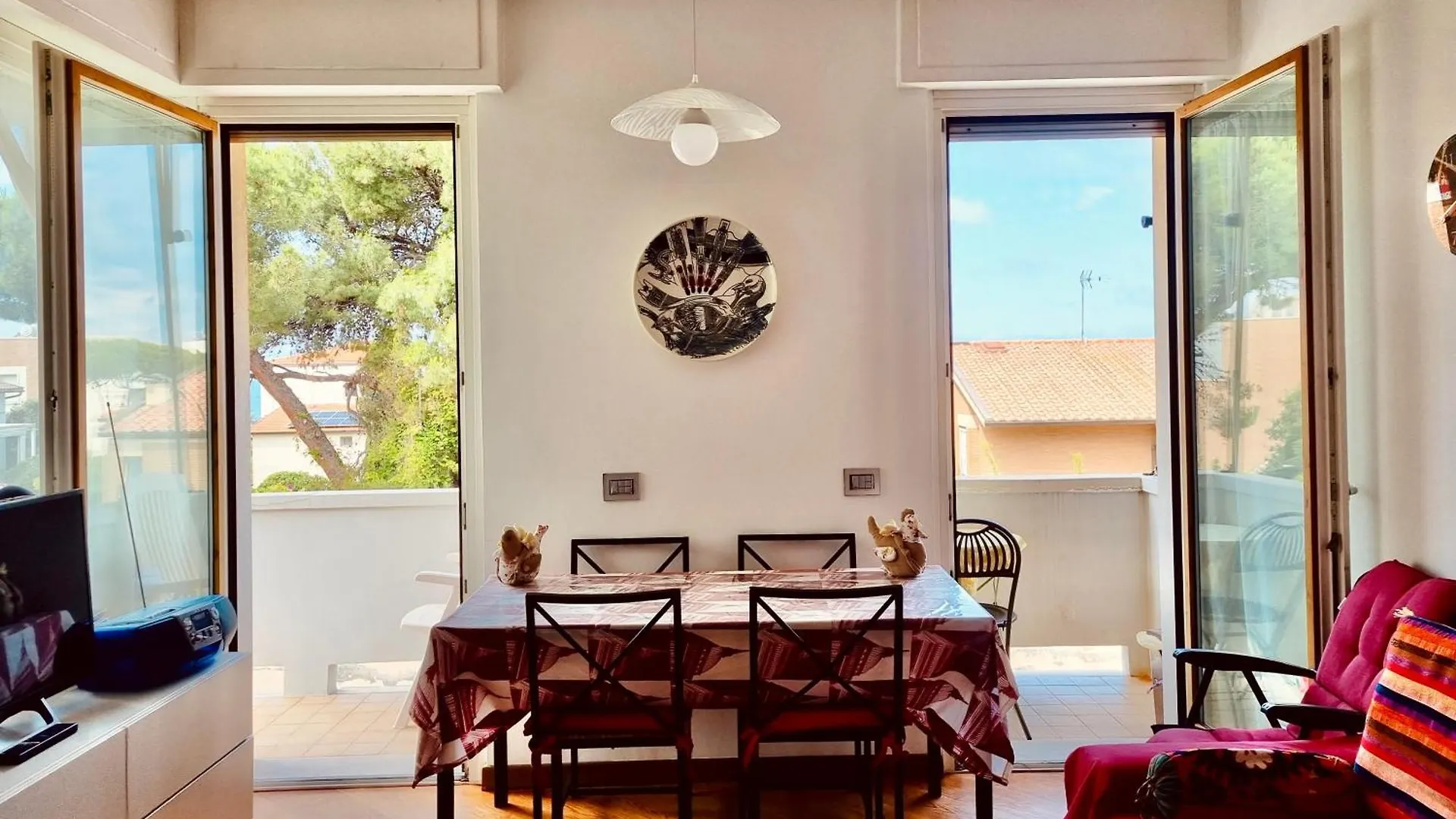 Blue Corner, Breezy Apartment Between The Sun And Sea Livorno Italy