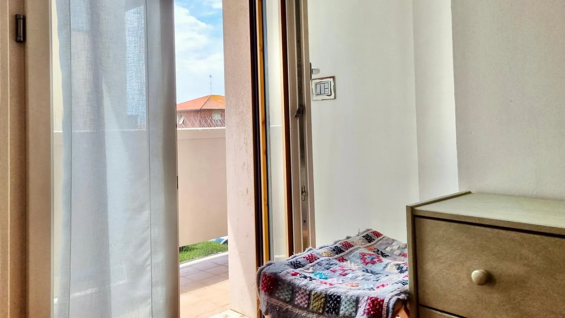 Blue Corner, Breezy Apartment Between The Sun And Sea Livorno